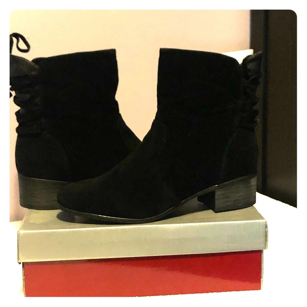 Black Faux Suede Chunky Heel